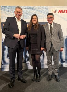 Gordon Schnieder, Boris Rhein und Isabell Rahms bei einem Wahlkampftermin der CDU zur Landtagswahl Rheinland-Pfalz 2026 in Mainz